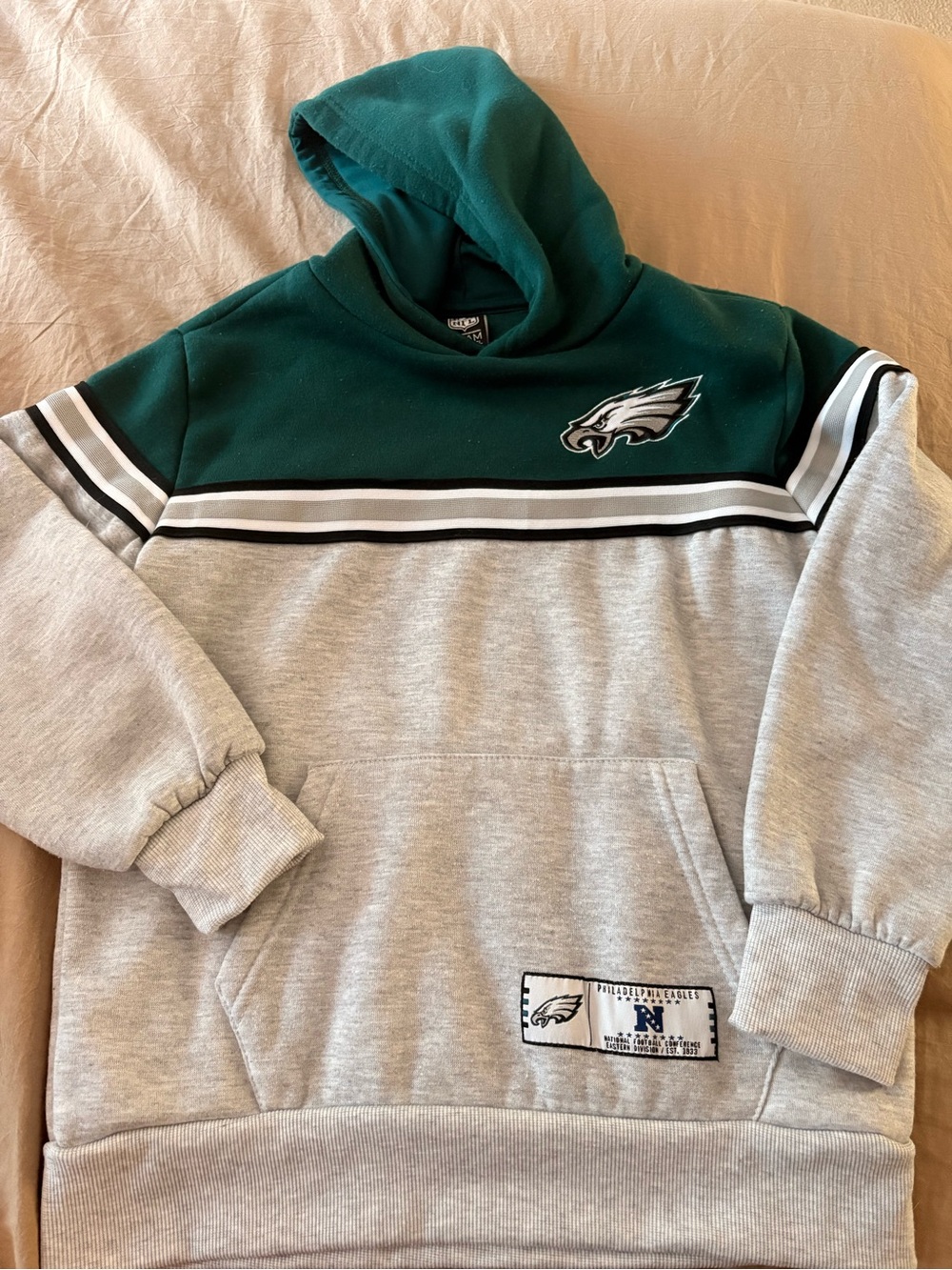NFL Philadelphia Eagles Green and Gray Pullover Hoodie